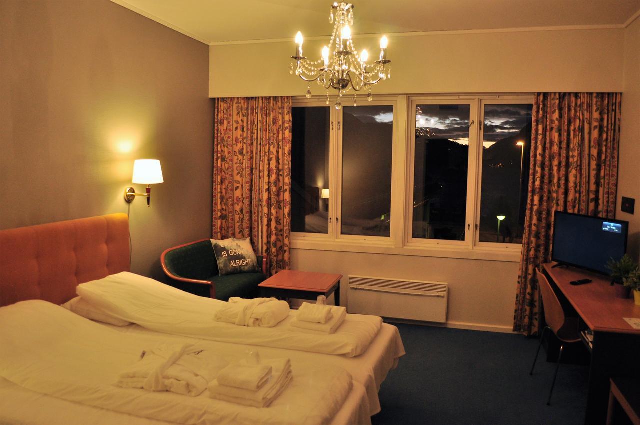 Suldal Hotell Sand  Buitenkant foto