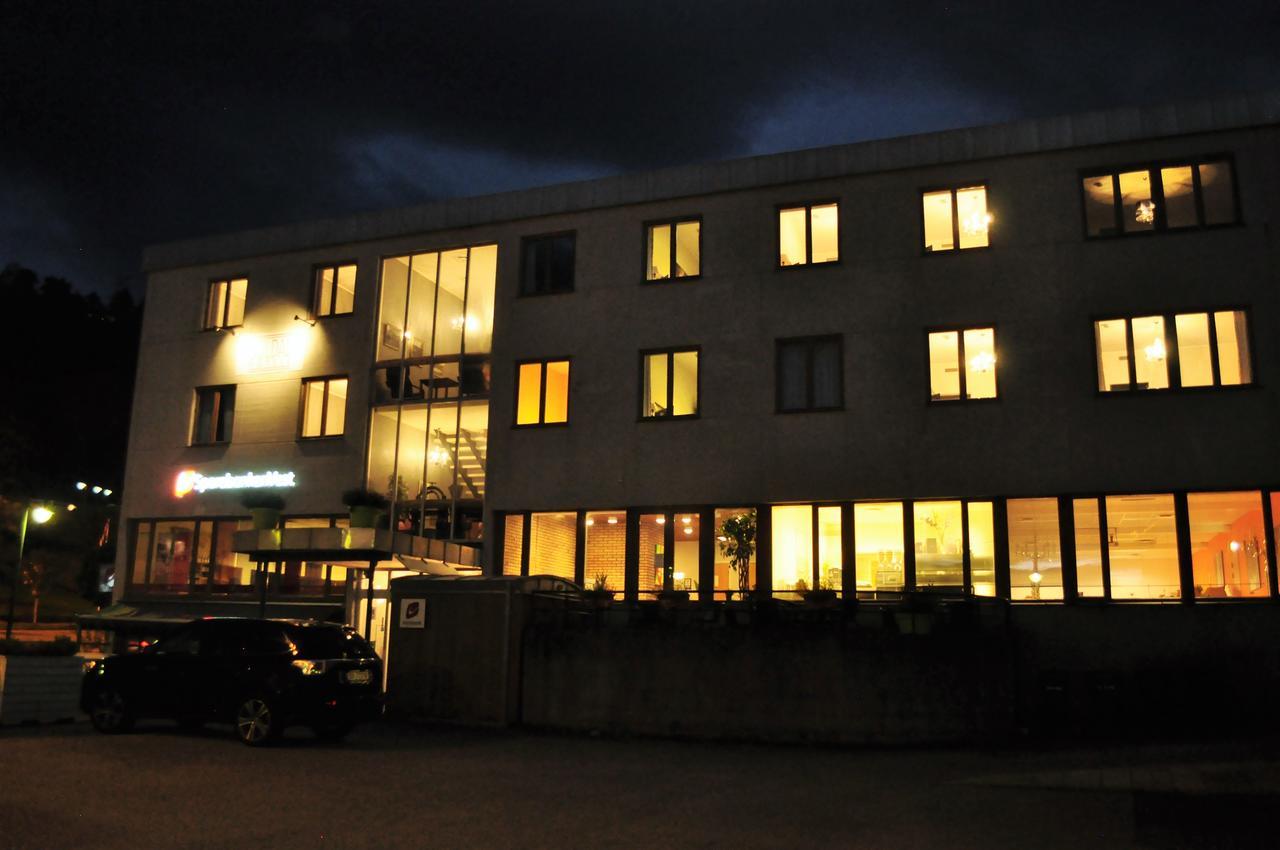Suldal Hotell Sand  Buitenkant foto